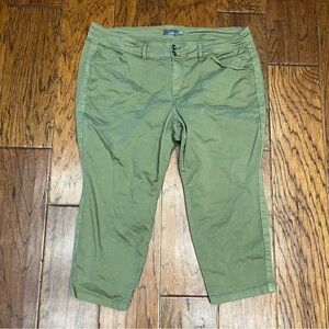 Torrid women’s plus size olive green crop aviator skinny twill high olivine pant